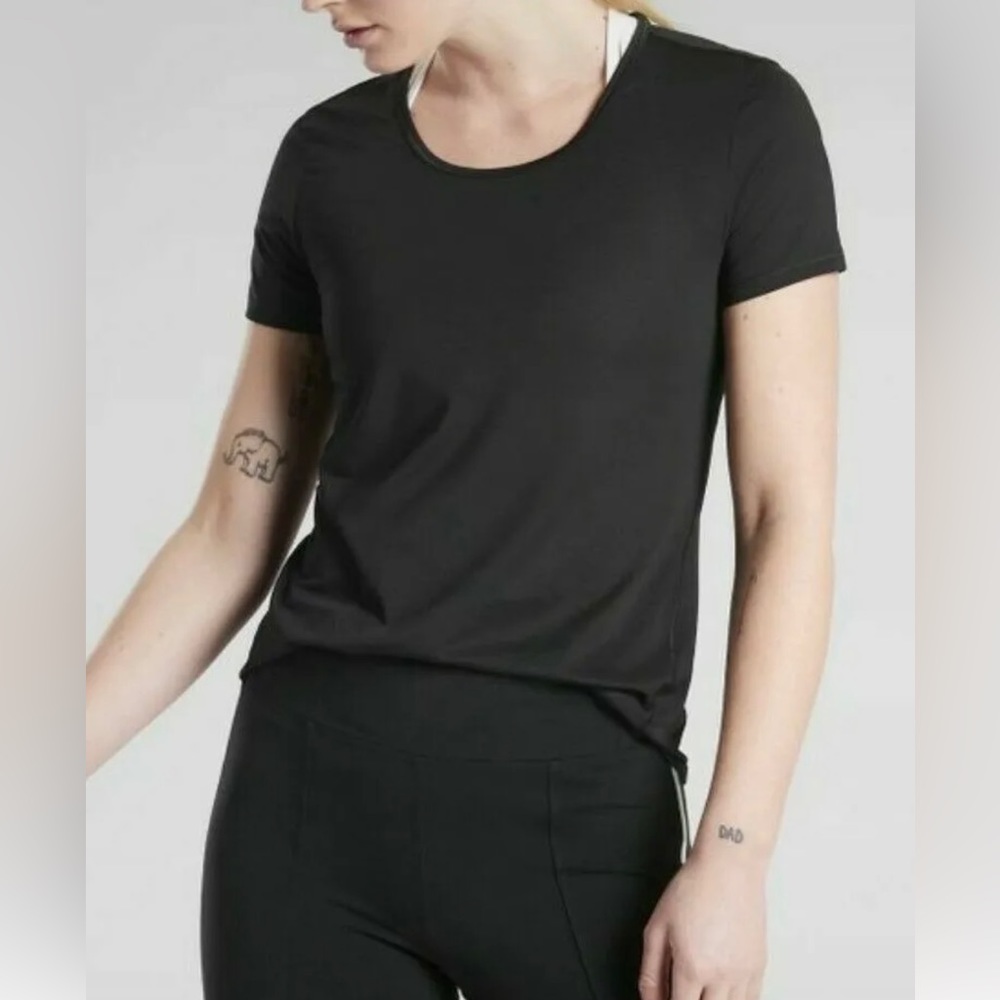 Athleta Kettlebell Train Tee